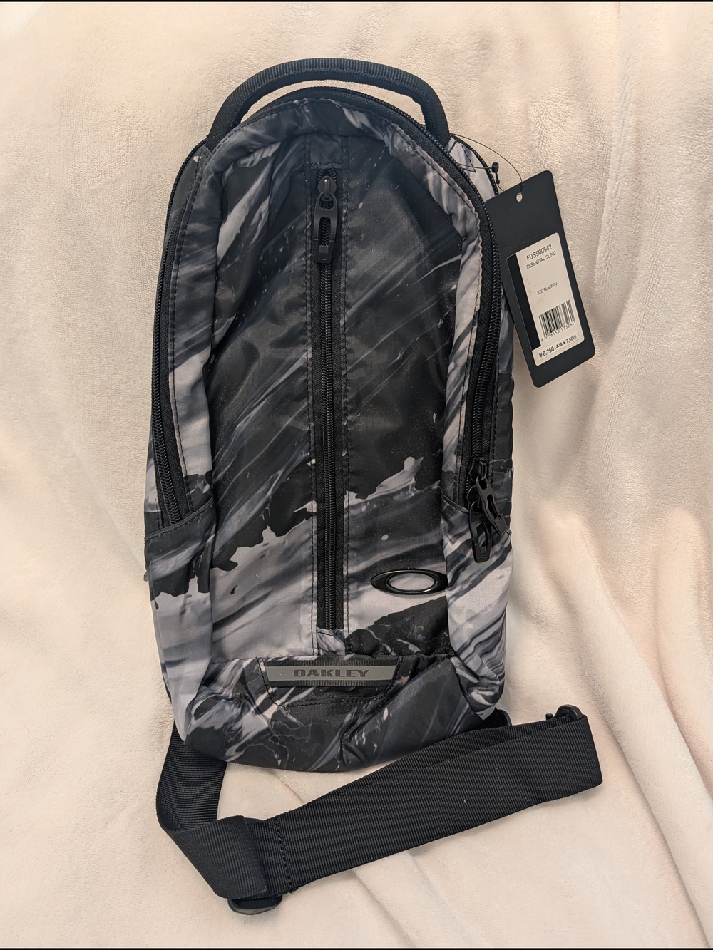 Oakley Black & Gray Marble-Print Sling Pack